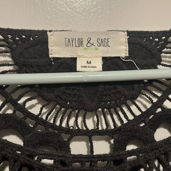 Taylor & Sage size Medium Crochet Black Too Hippie Goth 70’s Style Cute - Picture 6 of 6